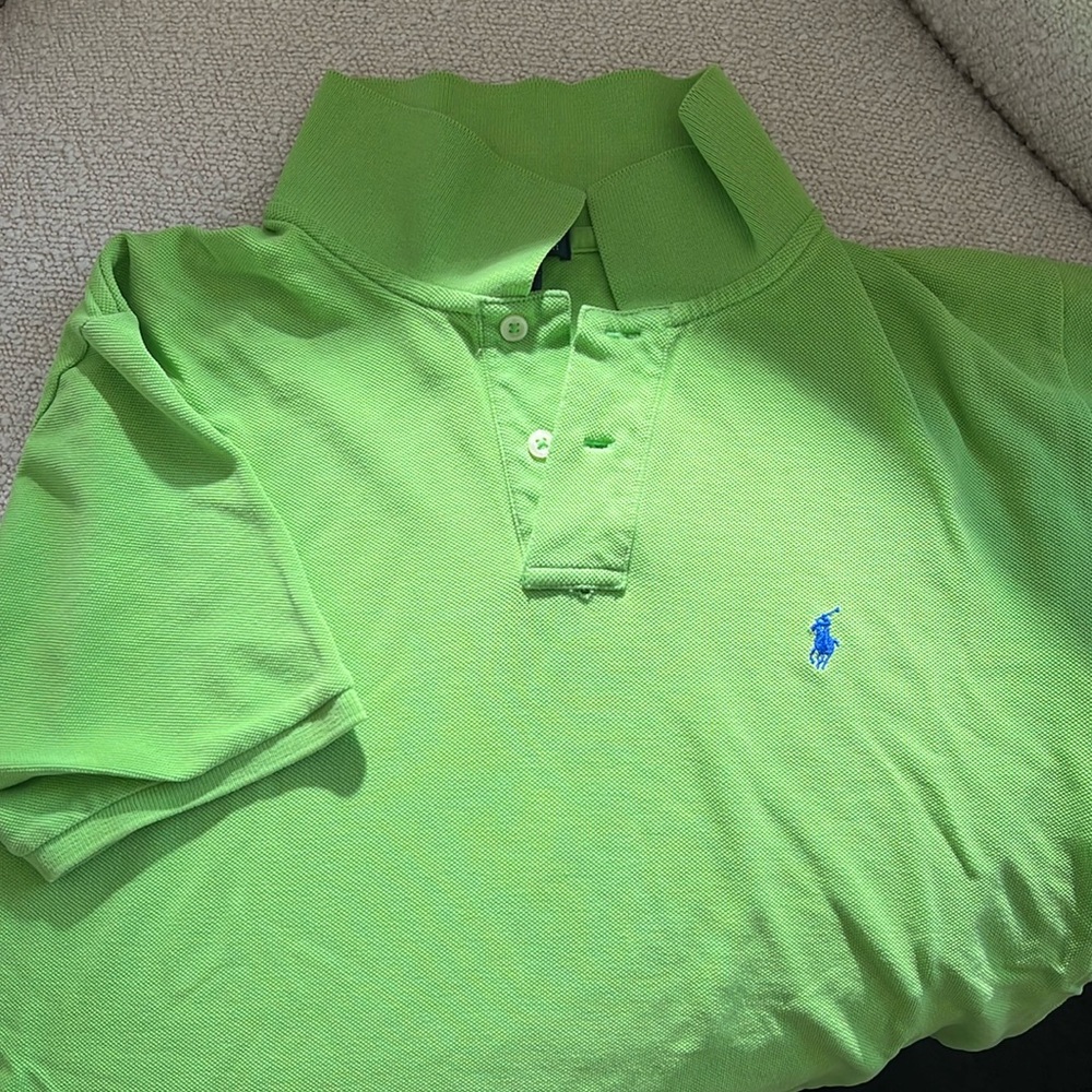 Polo Ralph Lauren- bright green pique polo shirt. Men’s Small / Boys Large.